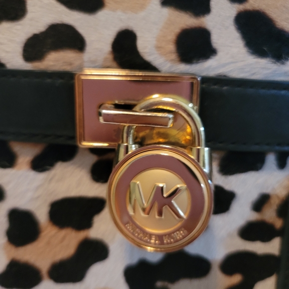 Rare & HTF Michael Kors Leopard Haircalf Hamilton - 2015 Holiday Edition - Picture 14 of 14